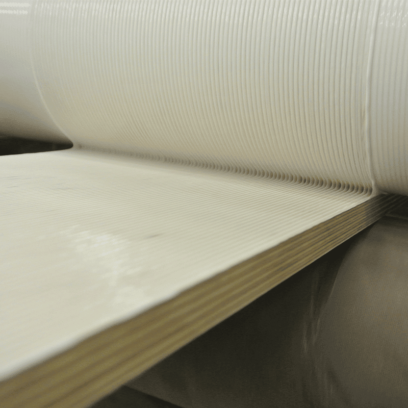 Glue Application Close Up Header Single Plank